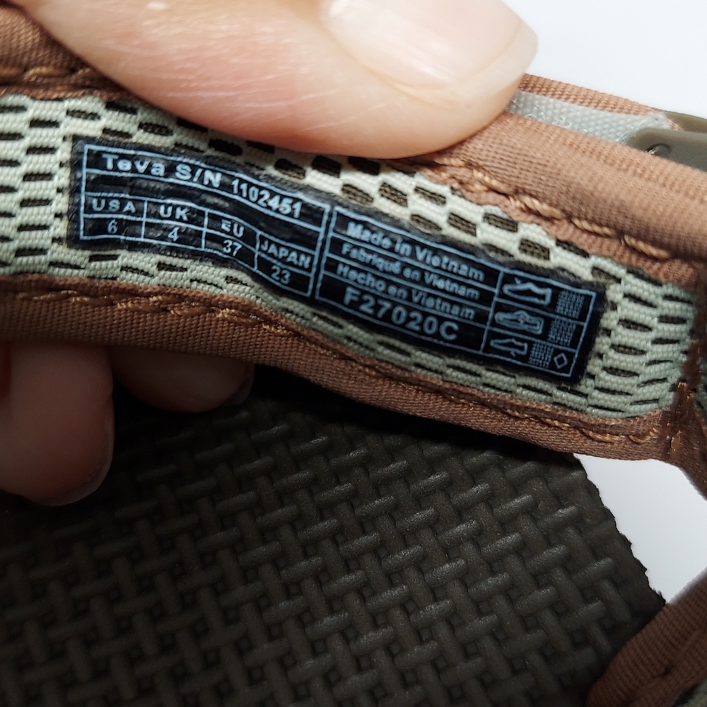 Teva Olive Strap Platform Sandals Shoes - Picture 10 of 16